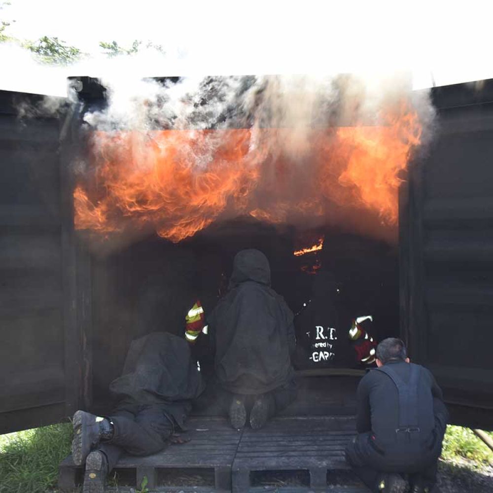 Realbrandausbildung beim IFRT